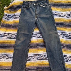 True vintage levis 501 dark wash no rips